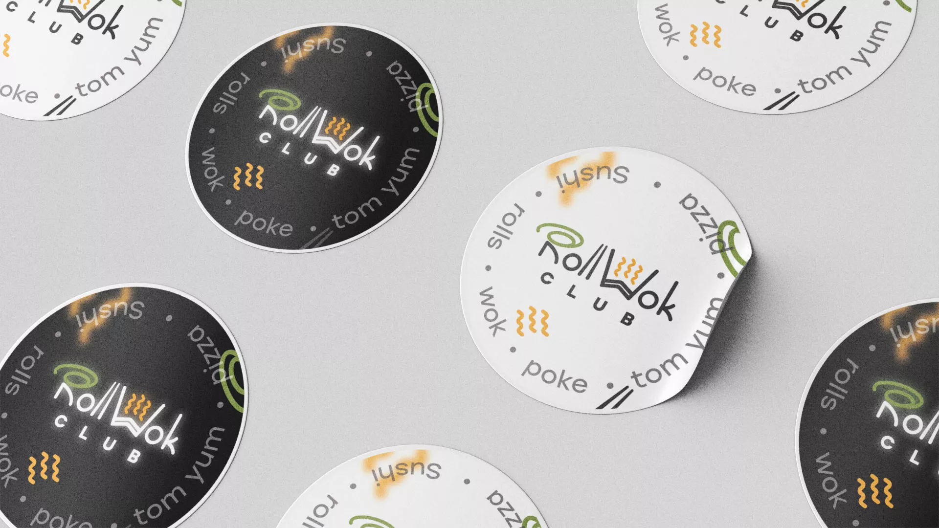 Разработка наклеек для суши-бара «Roll Wok Club» в Красноуральске